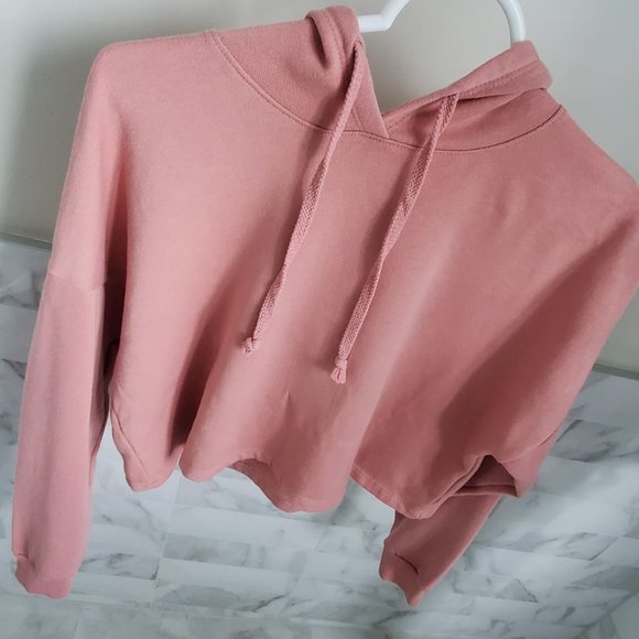 Cropped Festival Sweater - Picture 2 of 7